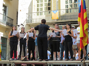 Diada Nacional 2016. Concentració a la plaça del Vi, lectura del manifest i cant de Els Segadors