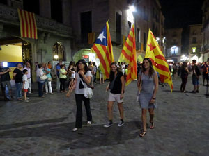 Diada Nacional 2016. X Marxa de Torxes de Girona pels carrers del Barri Vell