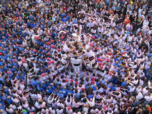 Fires 2016. La Diada Castellera a la plaça del Vi, amb els Marrecs de Salt, els Capgrossos de Mataró i els Minyons de Terrassa