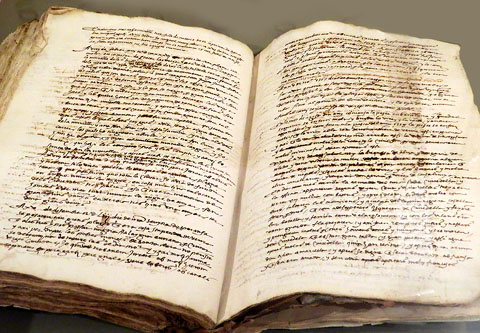 Llibre de comptes amb la notícia d'inundacions i altres efemèrides datades entre els anys 1545 i 1579. Notari Miquel Martí Abric