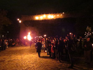 Fires 2016. Espectacle de foc i música Lluminàries de Fires, a càrrec de Taller de Magnèsia i Els Berros de la Cort