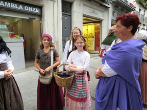 IX Festa Reviu els Setges Napoleònics de Girona. Desfilada pels carrers del Barri Vell