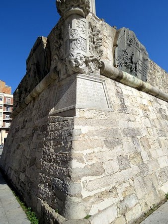 Detall del baluard de Sant Francesc, actualment monument al defensors de Girona durant el setges napoleònics