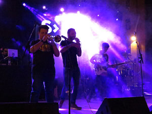 Festival Strenes 2017. Actuació del grup The Cuit's a la plaça de Santa Susanna del Mercadal