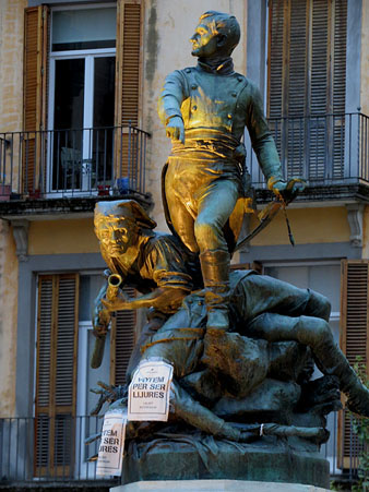 Monument als defensors de Girona durant la Guerra del Francès a la plaça de la Independència