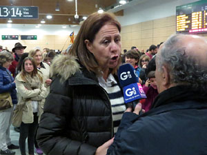 Vaga general 8 de novembre. Tall de les vies del TGV a Girona