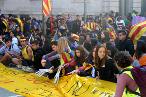 Concentració per la llibertat dels presos polítics a la plaça del Vi