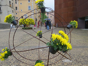 Temps de Flors 2018. Muntatges i instal·lacions florals a la plaça del Pallol