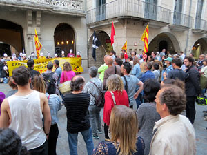 Concentració a la plaça del Vi de suport i recolzament a Valtònyc