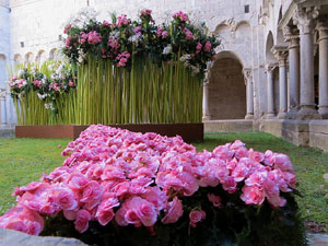 Temps de Flors 2019. Muntatges florals als claustres de Sant Pere de Galligants