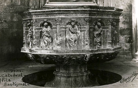 Pica baptismal de la Catedral de Girona. 1911-1936