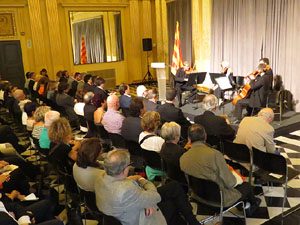 Diada Nacional 2015. Acte institucional al Saló de descans del Teatre Municipal de Girona