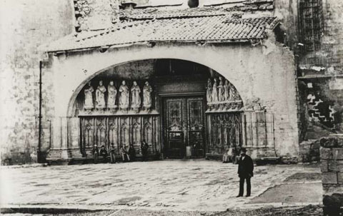 La porta dels Apòstols, 1875