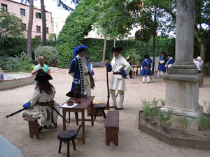 Undàrius, festival d'estiu de Girona de cultura popular i tradicional. Campament de la Guerra de Successió als Jardins del doctor Figueras