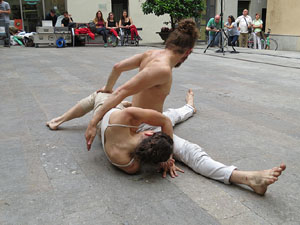 inund'ART 2016. Dansa a la plaça Mercaders amb Agitart