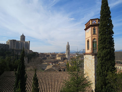 Vista de la ciutat des de la muralla de Santa Llúcia