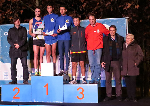 Podi masculí amb els tres vencedors: Annas Mahboub, Aleix Domènech, i Sofiane Mahboub