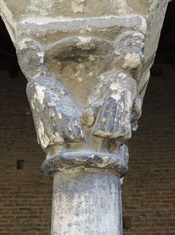 Capitell del claustre de la Col·legiata de Saint-Salvi