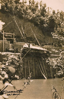 Accident d'un comboi del carrilet de Girona-Olot prop de Bescanó carregat amb 300 excursionistes del GEiEG. 19/5/1949