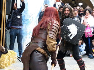 Girona de Gel i Foc. Combats medievals pel grup Drakònia. Estrena de la sisena temporada de Joc de Trons a Girona