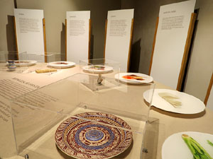 Inauguració de l'exposició A la taula d'Estelina, al Museu d'Història dels Jueus de Girona