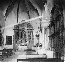 Interior de l'església de Sant Mart d'Empúries. 1923
