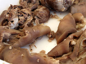 Fira del Porc FIPORC 2014. Elaboració de greixons, botifarres, carn de perol...