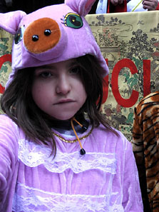 Celebraci&oacute; de l'any nou xin&egrave;s a Girona. La gent