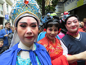 Celebraci&oacute; de l'any nou xin&egrave;s a Girona. La gent