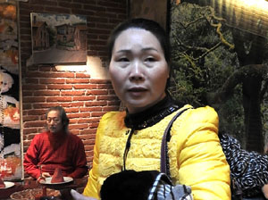 Celebraci&oacute; de l'any nou xin&egrave;s a Girona. La gent