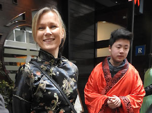 Celebraci&oacute; de l'any nou xin&egrave;s a Girona. La gent