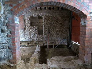 Cases medievals al carrer Ciutadans de Girona. Estudi arqueològic de les restes