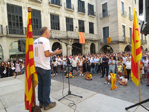 Diada Nacional 2016. Concentració a la plaça del Vi, lectura del manifest i cant de Els Segadors