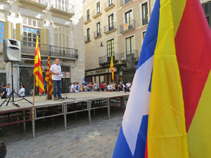 Diada Nacional 2016. Concentració a la plaça del Vi, lectura del manifest i cant de Els Segadors