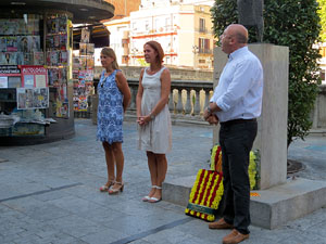 Diada Nacional 2016. Homenatge floral a Carles Rahola a la Rambla de la Llibertat