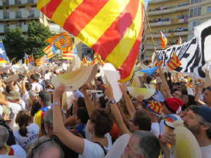 Diada Nacional 2016. Manifestaci&oacute; sotre el lema A punt. Endavant rep&uacute;blica catalana, a Salt