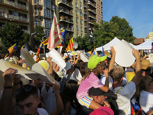 Diada Nacional 2016. Manifestaci&oacute; sotre el lema A punt. Endavant rep&uacute;blica catalana, a Salt