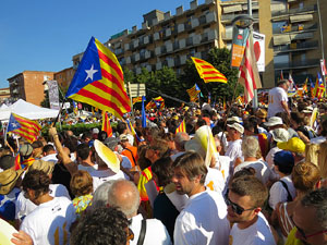 Diada Nacional 2016. Manifestaci&oacute; sotre el lema A punt. Endavant rep&uacute;blica catalana, a Salt