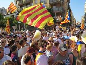 Diada Nacional 2016. Manifestaci&oacute; sotre el lema A punt. Endavant rep&uacute;blica catalana, a Salt