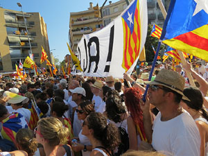 Diada Nacional 2016. Manifestació sotre el lema A punt. Endavant república catalana, a Salt