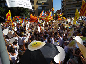 Diada Nacional 2016. Manifestació sotre el lema A punt. Endavant república catalana, a Salt
