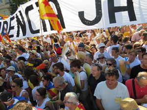 Diada Nacional 2016. Manifestació sotre el lema A punt. Endavant república catalana, a Salt