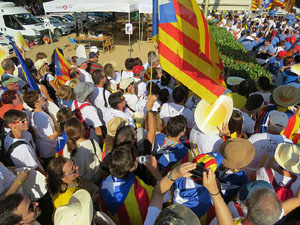 Diada Nacional 2016. Manifestació sotre el lema A punt. Endavant república catalana, a Salt