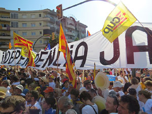 Diada Nacional 2016. Manifestació sotre el lema A punt. Endavant república catalana, a Salt