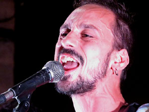 Diada Nacional 2016. Concert del grup Falciots Ninja a la plaça del Vi