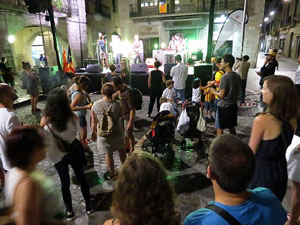 Diada Nacional 2016. Concert del grup Falciots Ninja a la plaça del Vi