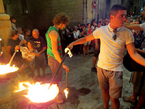 Diada Nacional 2016. X Marxa de Torxes de Girona pels carrers del Barri Vell