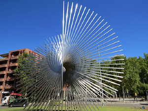 Escultures al carrer. Escultura per a Europa, d'Andreu Alfaro