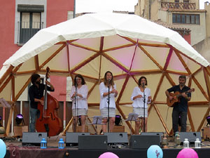 Festivalot 2016. Actuació de Les Anxovetes a la plaça del Pallol