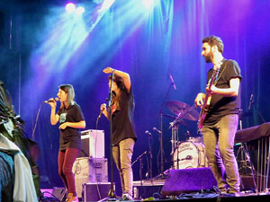 Fires 2016. Bateria de Girona. Cercavila de percusi&oacute; amb la Verge del Bombo